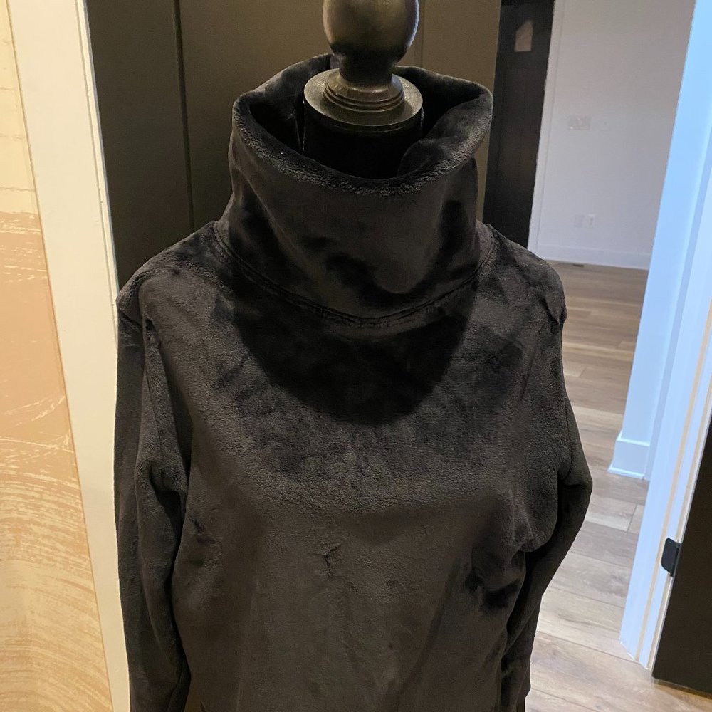 Soft Sweater - image 1